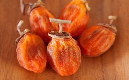 Hồng treo gió: hot rần rần nhưng mỗi nơi bán một kiểu, một giá cả khiến dân tình muốn "loạn đầu"