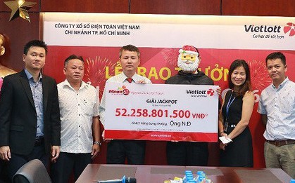 Chơi bao 7, liên tiếp 3 khách hàng trở thành tỷ phú Vietlott trong 1 tháng