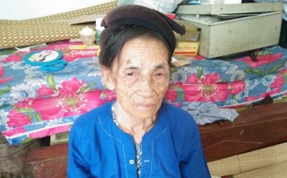 Vợ chồng già 22 năm đợi chờ con gái bị lừa bán sang xứ người