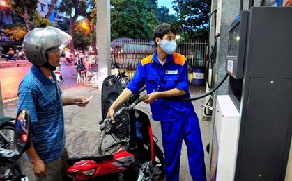 Ngày mai, giá xăng có thể giảm tiếp, xuống mức thấp kỷ lục
