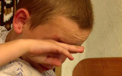 Bí ẩn ngôi làng bị "bệnh ngủ li bì" tấn công suốt nhiều năm