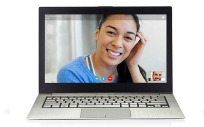 Nghỉ lễ xa nhà dài ngày không có camera? Hãy tận dụng laptop cũ và Skype!