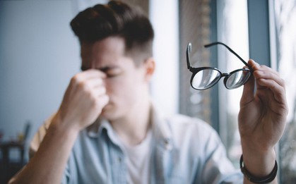 Sửa ngay những thói quen nhiều người hay mắc phải nếu không muốn mắt lên độ nhanh