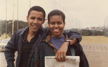 Ngọt ngào như cựu tổng thống: Ông Obama đăng ảnh thời còn hẹn hò để chúc mừng sinh nhật vợ 55 tuổi