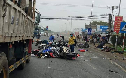 Xe container chạy 45km/h khi đâm hơn 20 xe máy và khiến hàng chục người thương vong