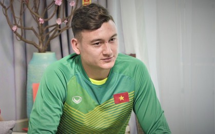 Sau Asian Cup 2019, Văn Lâm là cầu thủ duy nhất phải đón Tết nơi đất khách
