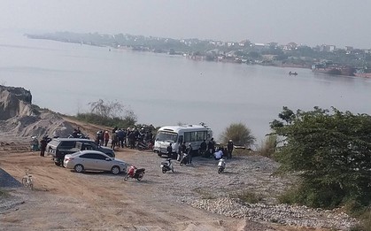 Đi thả cá ngày ông Công ông Táo, người đàn ông trượt chân ngã xuống sông tử vong