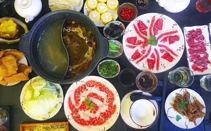 Hà Nội những ngày này, nhà nhà thi nhau điểm danh ăn lẩu