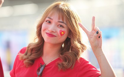 Dàn fangirl xinh đẹp tiếp lửa cho đội tuyển Việt Nam trước trận gặp Iraq
