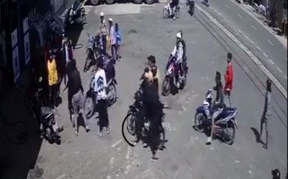 Truy tìm nhóm côn đồ đánh hội đồng nam sinh ở Lâm Đồng