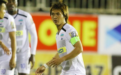 Đội trưởng Tuấn Anh bỏ ngỏ khả năng thi đấu, HAGL lo lắng trong cuộc đua trụ hạng V.League