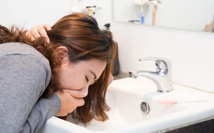 Cơ thể có 3 triệu chứng này chứng tỏ bạn đang tiến gần hơn tới nguy cơ đột tử, cần nghỉ ngơi kịp thời
