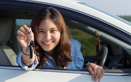 Nghe thật lạ nhưng kết quả nghiên cứu và thống kê lại cho thấy: Phụ nữ lái xe an toàn hơn đàn ông!