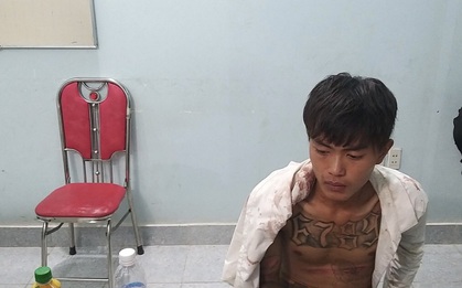 Đăng ký bài hát karaoke nhưng chờ lâu không tới lượt, thanh niên 19 tuổi đâm 3 người thương vong
