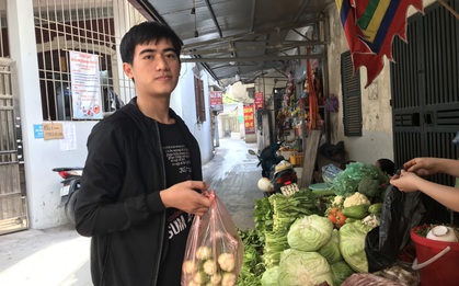 Khổ như sinh viên đi chợ thời thịt lợn tăng giá: “Tiền bố mẹ trợ cấp chỉ có vậy, ăn thịt thì hết tiền ăn rau”