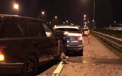 Thực hư chuyện mỹ nữ khỏa thân sau vụ va chạm xe trên cao tốc