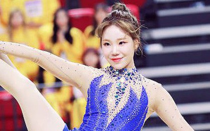 ISAC 2019: JooE (Momoland) ngày càng nhuận sắc, hàng loạt mỹ nhân vô danh gây chú ý