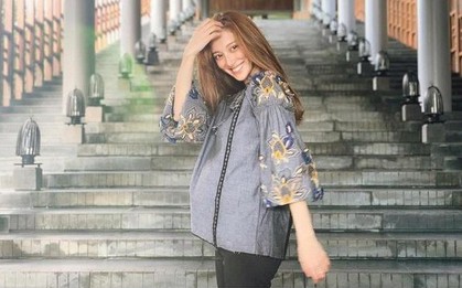 Vừa trở về từ Việt Nam, Hoa hậu Trần Khải Lâm đã hạ sinh mẹ tròn con vuông tiểu quý tử cho Trịnh Gia Dĩnh?