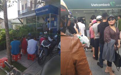 Khổ như đi rút tiền ngày Tết: Chạy xe vài km tìm cây ATM, mang theo cả ghế nhựa ngồi xếp hàng chờ đến lượt