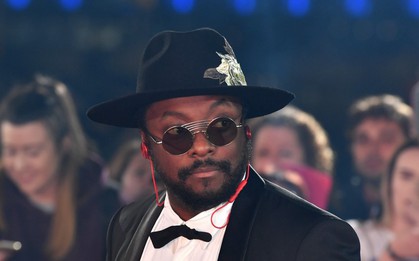 Rapper đình đám will.i.am (Black Eyed Peas) bị Instagram "phốt" dằn mặt, nhưng sự thật thì ngố hết chỗ nói