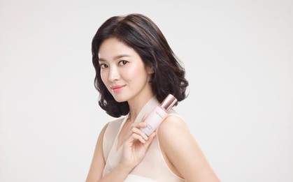 Bí quyết giữ gìn nhan sắc bất chấp thời gian của nàng thơ Song Hye Kyo