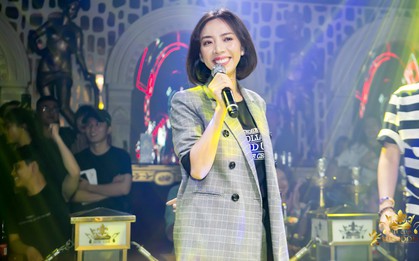Thu Trang cùng khán giả ăn mừng “Chị Mười Ba” oanh tạc phòng vé