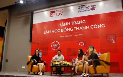 “Hành trang săn học bổng” thu hút đông đảo bạn trẻ Việt