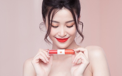 Dân mạng ráo riết truy lùng màu son Đông Nhi dùng trong lễ cưới và “quà tặng tận giường” của 500 khách mời