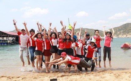 Học hết mình, chơi cực “chất” như sinh viên UEF