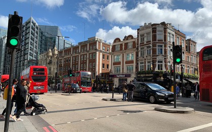 London – Nét giao thoa giữa cổ kính và hiện đại trên từng tòa nhà, góc phố