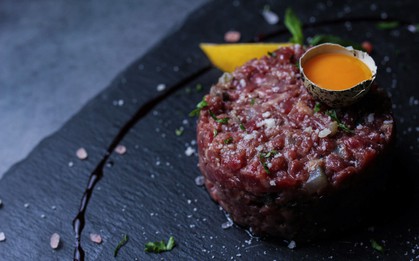 Đây chính là nhà hàng steak đang được giới trẻ thi nhau check-in tại Sài Gòn