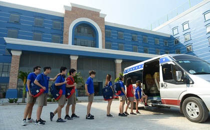 The American School (TAS) tiên phong thử nghiệm hệ thống an toàn Mỹ trên xe bus học sinh