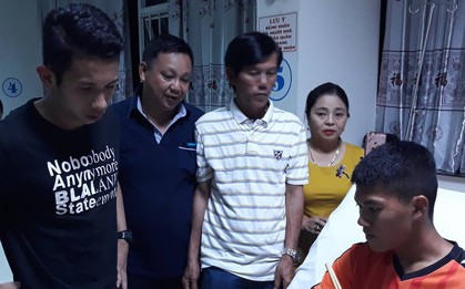 Duy "Pinky" và nghĩa cử cao đẹp dành cho cầu thủ bị gãy chân của U19 Đà Nẵng