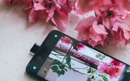 Trên tay nhanh OPPO F11 Pro: Màn hình chiếm trọn mặt trước, sạc siêu nhanh nhưng điểm 'ăn tiền' lại nằm ở khả năng chụp hình