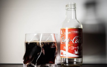 Dùng cua để làm nước giải khát, ý tưởng độc đáo chỉ có người Nhật mới nghĩ ra