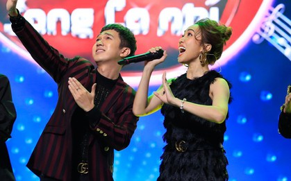 Diệu Nhi, Khả Như được dịp "phá banh" hit tuổi thơ "Mây và núi" trước mặt các học trò nhí