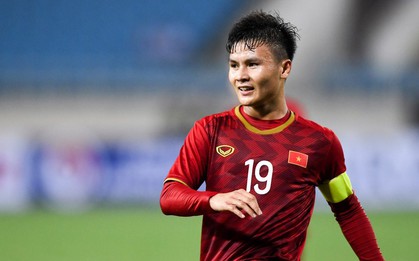 Ngày đầu làm đội trưởng của "bé hạt tiêu" Quang Hải