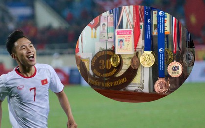 Hành trình từ "người thừa" trở thành người hùng của tiền vệ U23 Việt Nam qua những kỷ vật vô giá