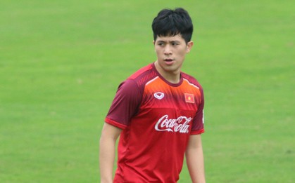 Đình Trọng vẫn bị phù nề cổ chân, chấn thương của Quang Hải không nghiêm trọng