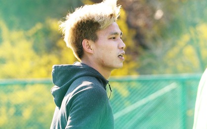 "Người không phổi" của U23 Việt Nam hóa soái ca, thu hút mọi ánh nhìn trong nắng chiều Seoul
