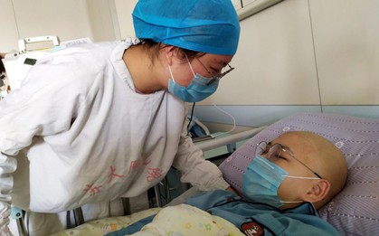 Em trai mắc bệnh hiểm nghèo, nữ sinh bỏ thi Đại học để hiến tuỷ cứu em