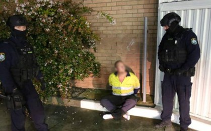 Australia bắt giữ hai đối tượng âm mưu đánh bom xe để trả thù cá nhân