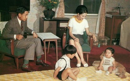 Hoàng hậu Michiko đã phá vỡ quy tắc nuôi dạy của Hoàng gia Nhật như thế nào mà khiến cả dân Nhật ngưỡng mộ và tự hào