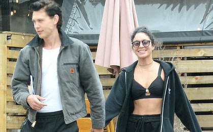 Vanessa Hudgens hẹn hò đầy hạnh phúc trên phố, nhưng anh chàng người yêu đẹp trai siêu cấp của mới là tâm điểm