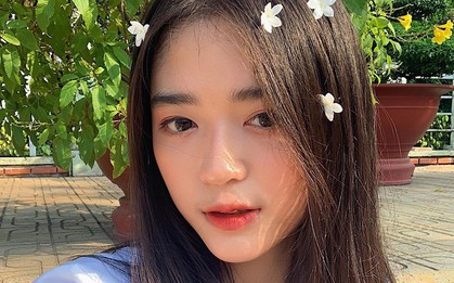 Girl xinh 2002 không dùng điện thoại 6 ngày/tuần nhưng vẫn nổi tiếng rần rần trên Instagram
