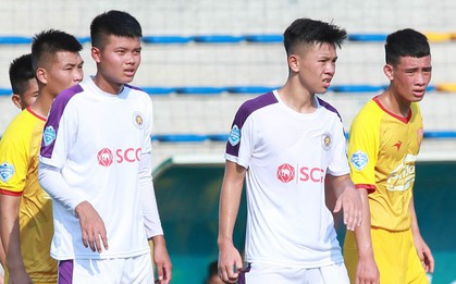 Thi đấu đầy quyết tâm dưới nhiệt độ gần 50 độ C, "đàn em" Quang Hải nhận cái kết viên mãn trong trận ra quân tại giải Hạng Nhì QG 2019