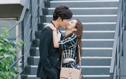 Cuối cùng thì cuộc tình “kiến bu” trong Her Private Life cũng chịu "xì" hàng nóng rồi