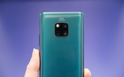 Huawei Mate 20 Pro phát nổ cháy ghế khiến cả rạp hát phải sơ tán khẩn cấp
