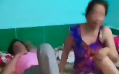 Bắt quả tang chồng lên giường với bồ nhí, vợ không đánh ghen chỉ nói: "Chị phá gia đình của tôi, tôi không tha thứ cho chị"