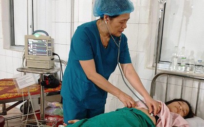 Cứu sống mẹ con sản phụ bị vỡ tử cung, thai nhi ngưng thở